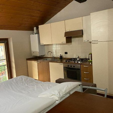 Downtown Room Bergamo Esterno foto